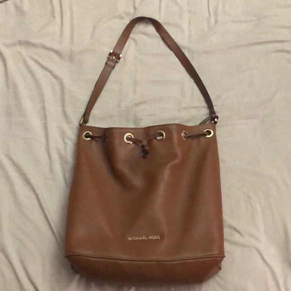 Auth. Michael Kors Hobo shoulder bag ! - Picture 1 of 8